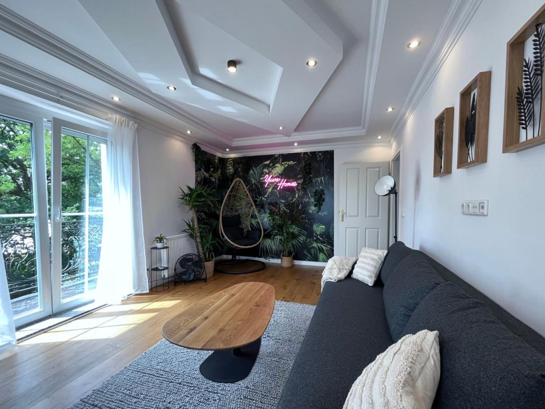 Yuva Homes Am Kurpark บาดวือริสโฮเฟิน ภายนอก รูปภาพ